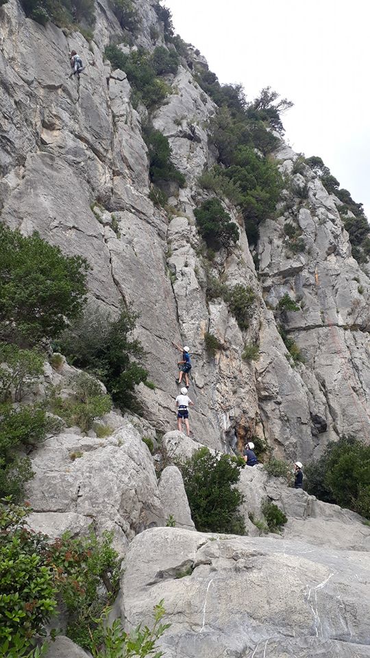 De la salle d'escalade à la falaise autour de Perpignan (66)